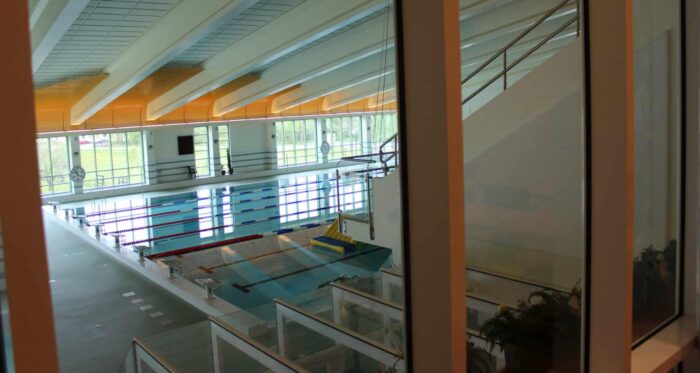 25-meters inomhusbassäng