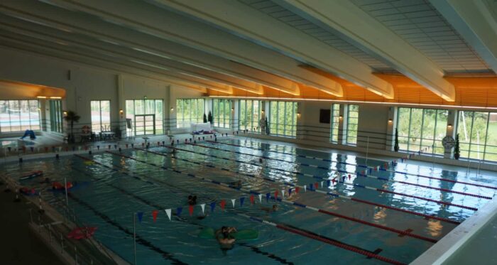 25-meters inomhusbassäng