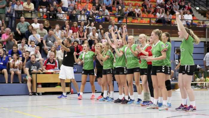 Upplev en internationell handbollscup på hög nivå!